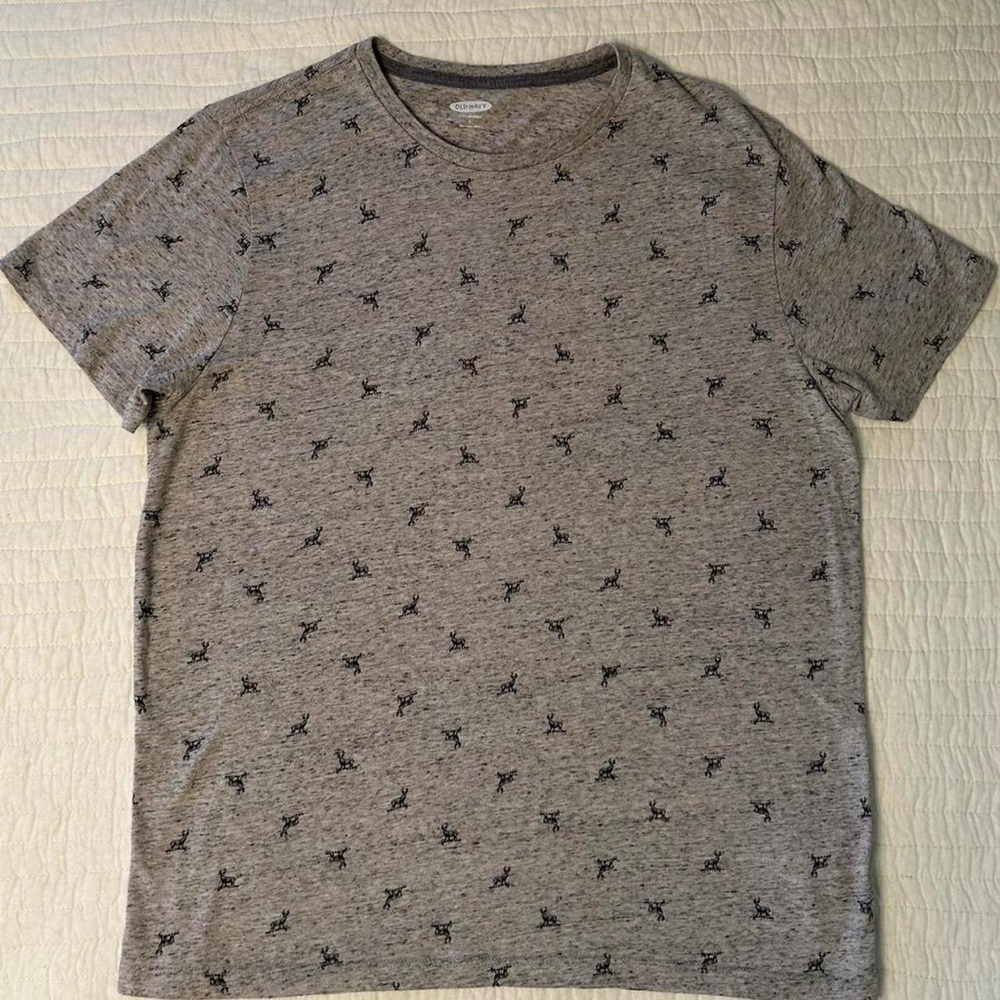 Old Navy Grey Reindeer Tee